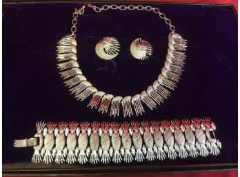 Sarah Coventry Jewelry Set