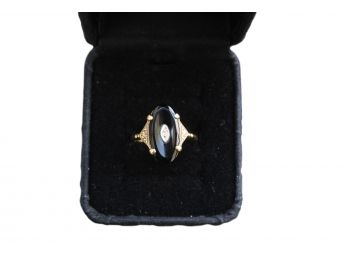 Vintage 10k Gold Onyx Diamond Ring