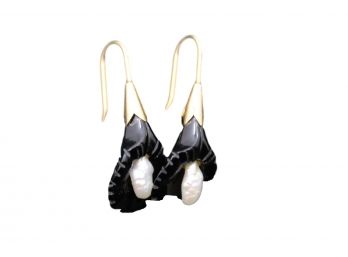 10k Pearl And Onyx Flower Earrings