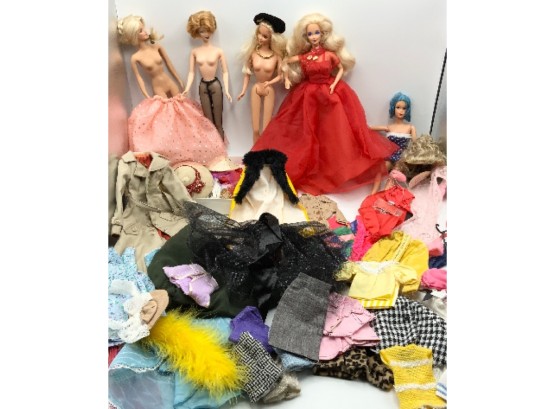 Nice Lot ~ Barbies, Clothes & Accessories ~