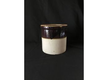 Brown And White 7' Crock