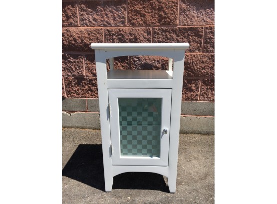 White Solid Wood Cabinet With Checkered Glass Door And Glass Shelf