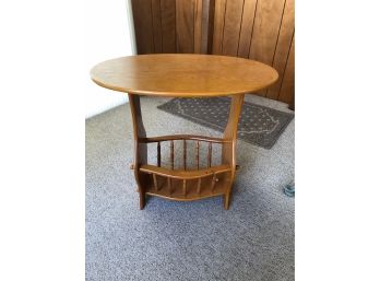 Oval End Table W Storage Basket