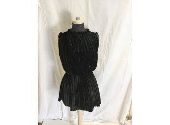 Pleated Sleeveless Sisley Little Black Velour Dress Size Small