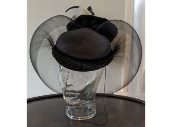 Wide Brim Netted Weave Hat With Jaunty Feathers