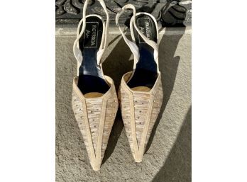 Stunning Pair (Size 39 ) Champagne Figuero Shoes