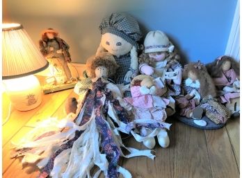 Country Cloth Dolls And Pottery Lamp