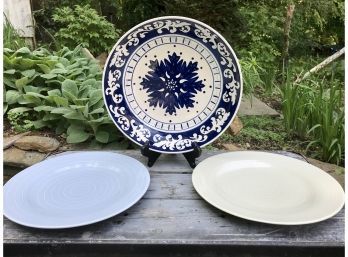 Beautiful Blue & White Serving Bowl And Two Round Serving Plates