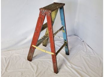Vintage Wood Small 33' Step Ladder