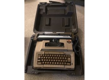 Vintage Smith Corona “Coronamatic” Typewriter