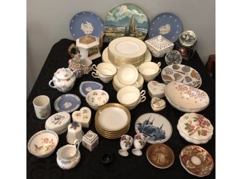 Fine China Plates & Collectibles Lot