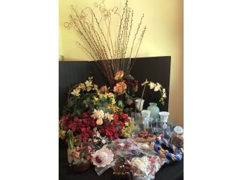 Silk Florals, Wreaths & Vases Mixed Lot