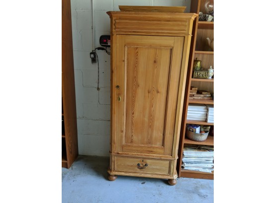 Country Pine Hutch  -  In Great Condition - Has Holes In Back For Stereo Or Tv.