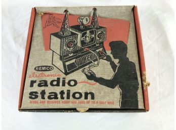 Vintage Remco Electronic Radio Station 1954 In Original Box