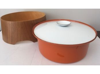 Vintage 6 Qt Orange/ White Enamel Dutch Oven + Servex Teak Holder