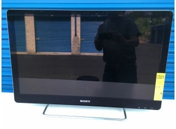 32' SONY Smart TV= Internet Connectable