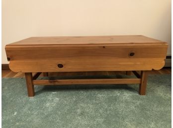 Ethan Allen Coffee Table With Folding Sides