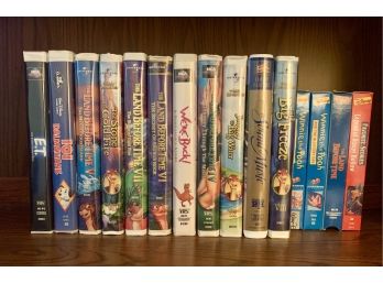 15 Universal & Disney VCRs