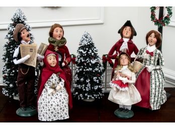 Set Of Six Byers' Choice Ltd. Christmas Caroler Dolls With Lamp Post, Christmas Trees And Fence