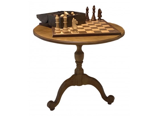 Lane Tripod Table And Chess Set