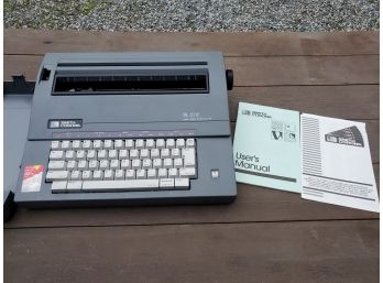 Vintage Smith Corona Correcting Electric Typewriter