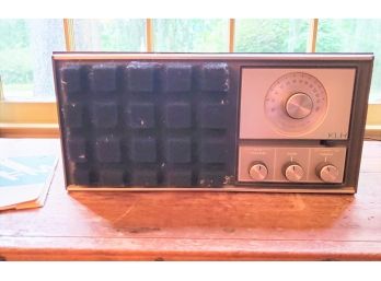 Vintage Mid Century KLH Twenty One FM Tabletop Radio - Working!