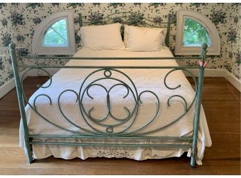 Lovely Green Painted Iron Queen Size Bed