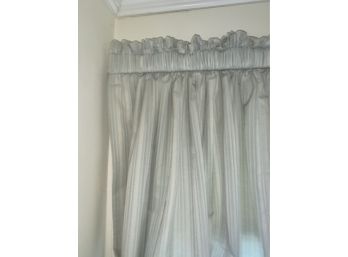 Lovely Pale Green Stripped Balloon Shade Window Dressings