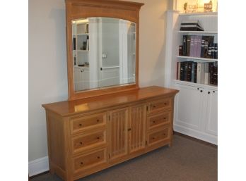 Thomasville Sonoma Ridge Maple Dresser With Matching Mirror