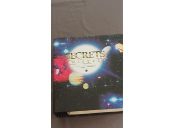 Secrets Of The Universe Binder - Amazing Collection Of Space Facts