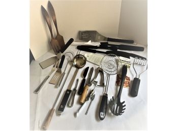 22 Pc KITCHEN UTENSIL LOT...PAMPERED CHEF, FARBERWARE, CUISINART, OXO, ELEGANT (ITALY) EKCO, INOX (ITALY)