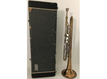 For RESTORATION: 1961 Holton Trumpet W/case #341710  Frank Holton Co. Wisconsin ( See Description)