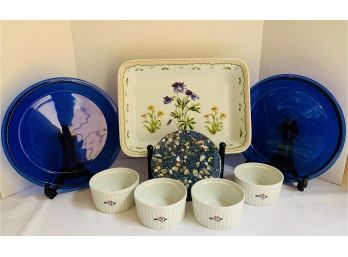 KITCHEN LOT- 4 COPCO RAMEKINS, ANCHOR HOCKING BLUE PIE PLATES