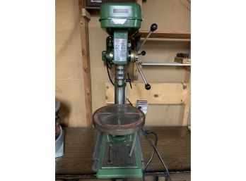 CENTRAL MACHINERY 12 SPEED HEAVY DUTY DRILL PRESS MODEL 726- WORKS