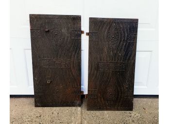 Antique Detailed Steel Fireplace Doors