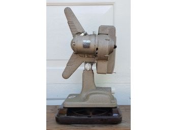 Revere Camera Co. Model 48, 16mm Projector