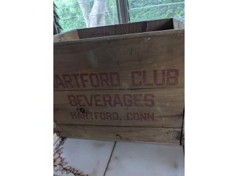 Hartford Beverage Club Wooden Box