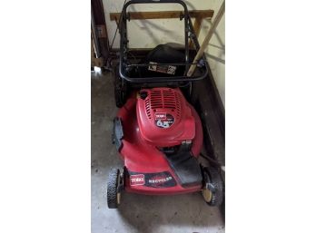 Toro 22' Recycler Lawn Mower With A Bagger