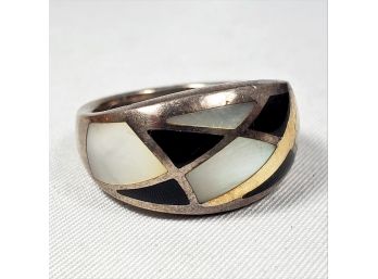 Vintage Mother Of Pearl And Onyx Sterling Silver Ring