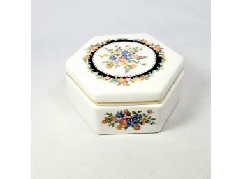 Wedgwood Small Jewelry  Box