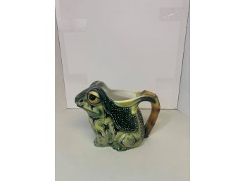 Porcelain Frog Creamer