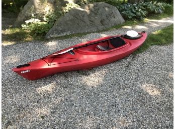 Fantastic FUSION124 -'Future Beach' Kayak W/Paddle  VERY Clean - SUMMERS HERE ! ENJOY !