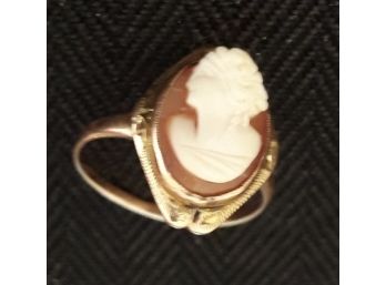 14 Karat Gold Vintage Cameo Ring