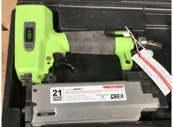 (T66) Like New GREX 21 Gauge Pneumatic Brad Nailer W/Case -Excellent Condition - H850LX