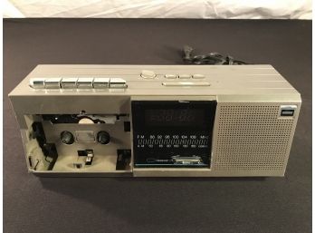 Panasonic AM-FM Radio (ID#267)