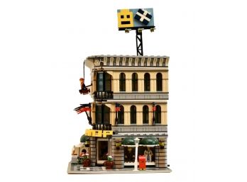 10211-1: LEGO Grand Emporium Modular Building