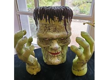 Plastic Frankenstein And Hands For Halloween Table Decor