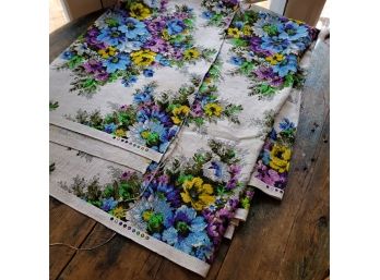 Vintage Floral Fabric 54' X 170'