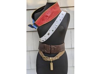 4 Assorted Women's Fashion Belts