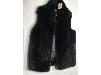 NY-17 - Great NEIMAN MARCUS Faux Mink Vest - Size Small - GREAT PIECE !